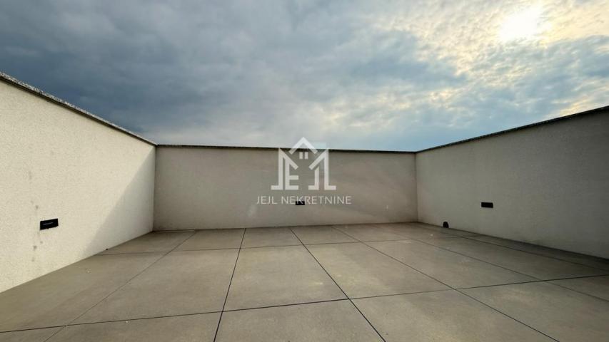 LUX vila, 5.0 stan, duplex 208m2,  Telep