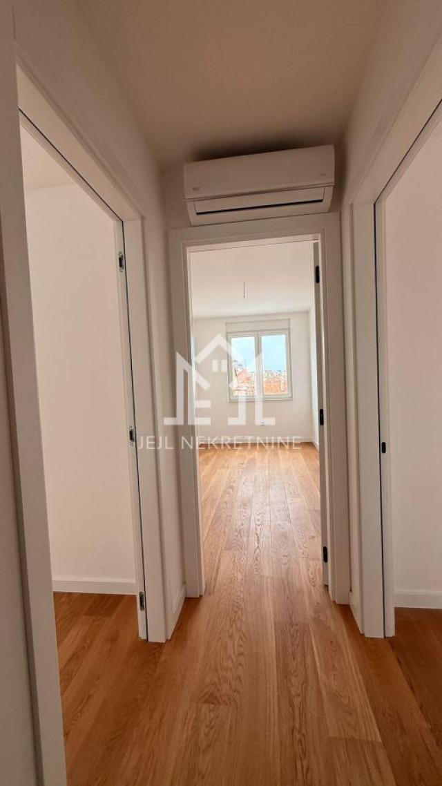 LUX vila, 5.0 stan, duplex 208m2,  Telep