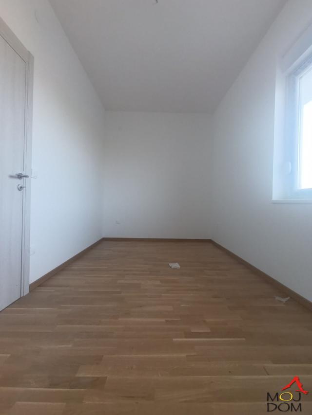 NOVI SAD - ADICE - JEDNOIPOSOBAN STAN - 38 m2 - 67,000€