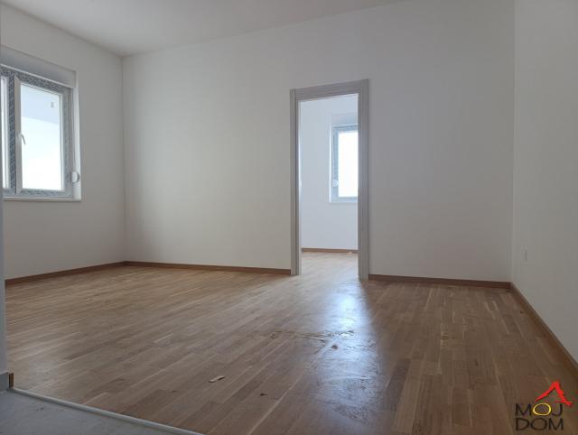 NOVI SAD - ADICE - JEDNOIPOSOBAN STAN - 38 m2 - 67,000€