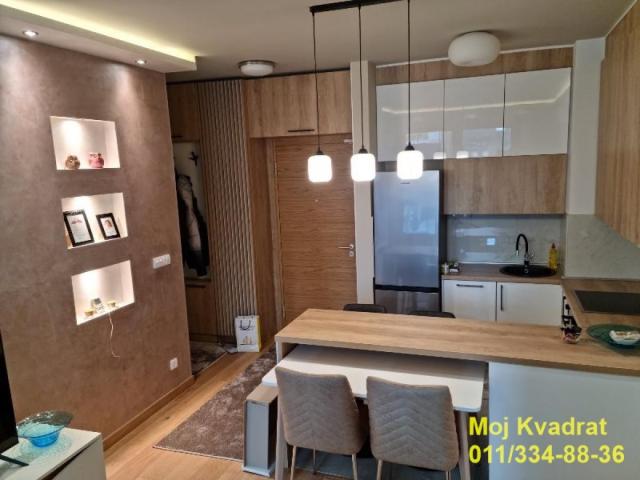 Novi Beograd, Blok 65 (West 65) - Bulevar heroja sa Košara, 62m2