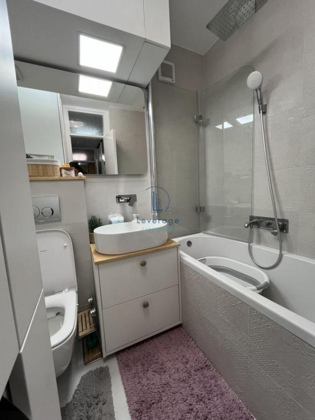 Galenika, 73m2