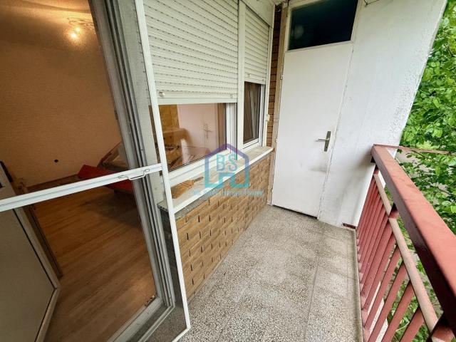 Dvosoban stan 43 m², Novo Naselje, Novi Sad, 1. sprat