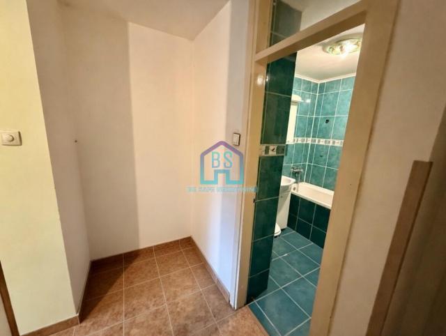 Dvosoban stan 43 m², Novo Naselje, Novi Sad, 1. sprat