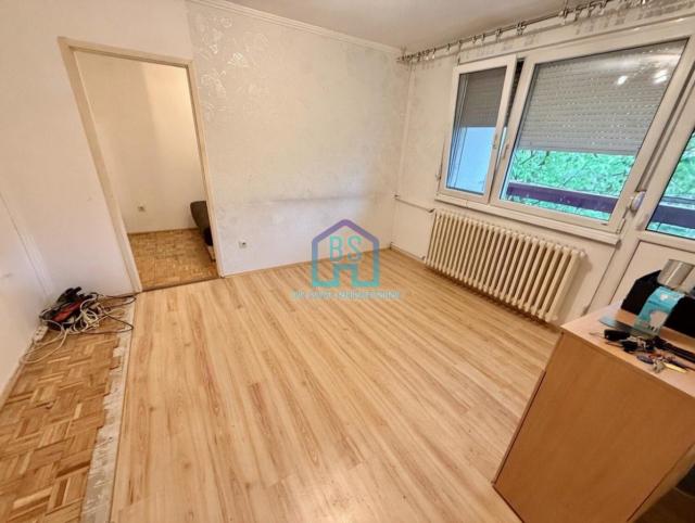 Dvosoban stan 43 m², Novo Naselje, Novi Sad, 1. sprat