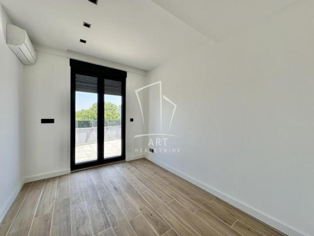 Altina, četvorosoban 161m2 ID#10899