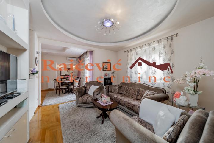 ZEMUN GORNJI GRAD 68m2 , 2T ,249000e
