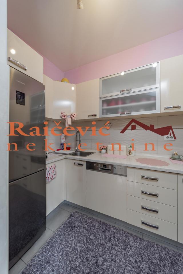 ZEMUN GORNJI GRAD 68m2 , 2T ,249000e