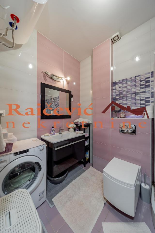 ZEMUN GORNJI GRAD 68m2 , 2T ,249000e