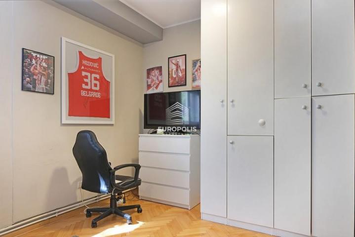 Odličan, 3.0, porodičan stan ID#9280