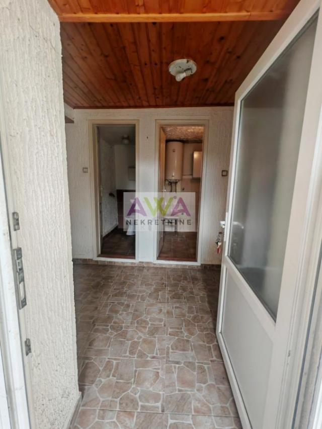 Bezdan – Prizemna kuća 89m2, plac 416m2