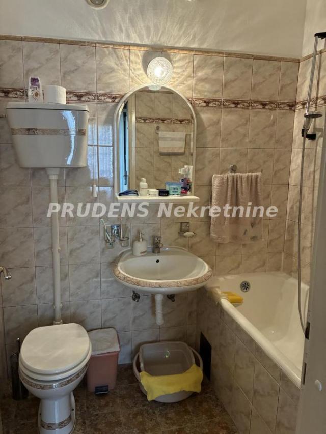 Odličan porodičan stan, Cerak Vinogradi
