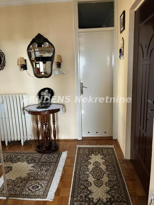 Odličan porodičan stan, Cerak Vinogradi