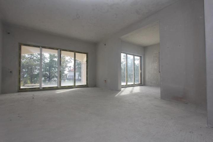 A house with sea and mountine view in Mojdez, Herceg Novi