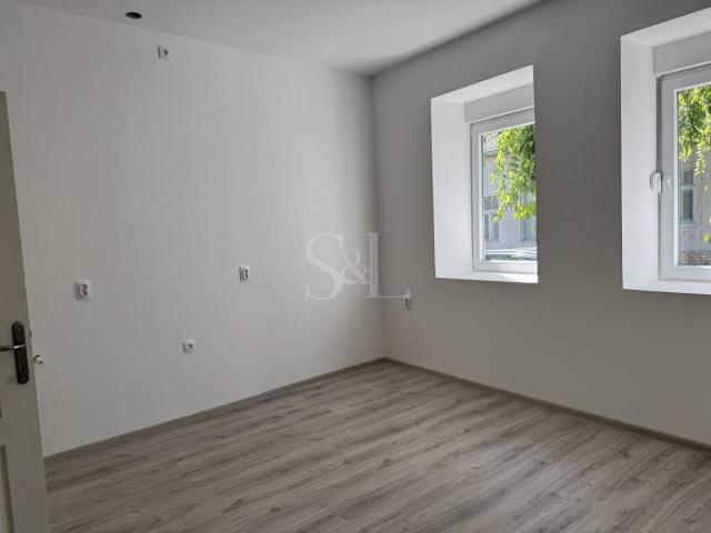 RENOVIRANA KUĆA!