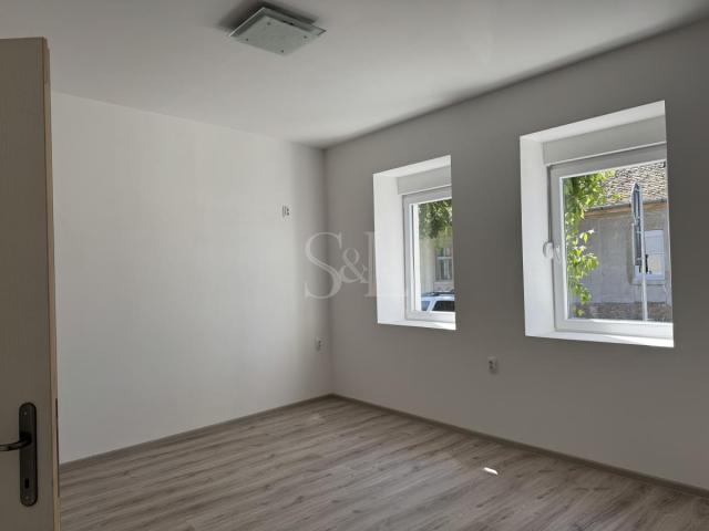 RENOVIRANA KUĆA!