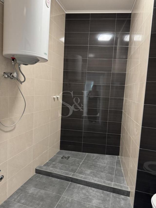 RENOVIRANA KUĆA!