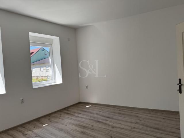 RENOVIRANA KUĆA!
