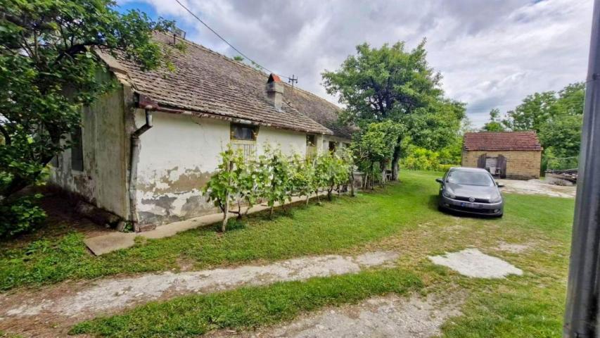 Na prodaju autentičan salaš u Stanišiću-idealan za etno turizam