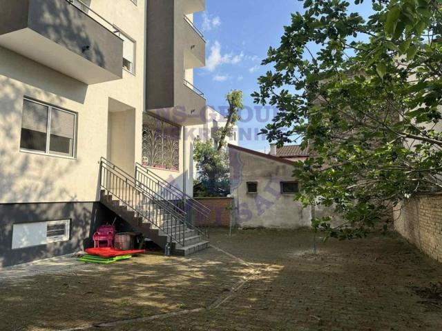 Odličan dvosoban stan u centru Novog Sada