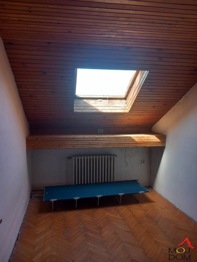 NOVI SAD - CENTAR - ČETVOROSOBAN STAN - 92 m2 - 145,000€