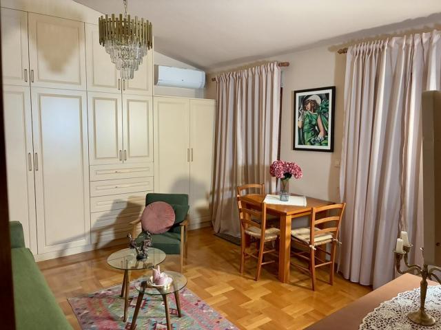 Lijepo namještena garsonjera, 37m2, Preko Morače, Podgorica