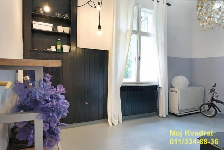 Palilula, Profesorska kolonija - Ljubomira Stojanovića, 84m2