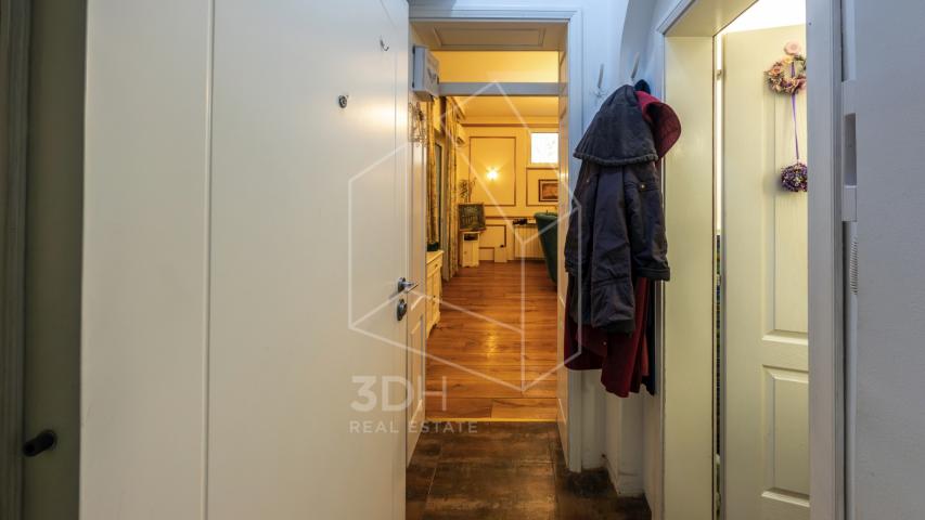 Vanserijski salonac sa baštom i garažom 4.0, 100m2