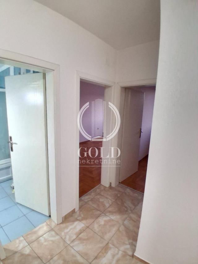 DVOIPOSOBAN-Bulevar Patrijarha Pavla, 54m2 ID#11626