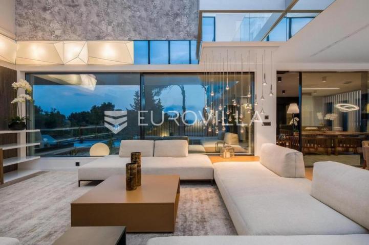 Zadar, Diklo, prekrasna villa s bazenom i pogledom na more