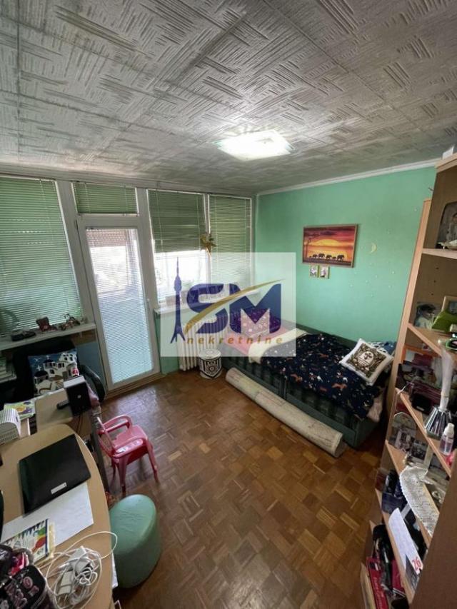 Zemun, centar, odličan stan 62m2