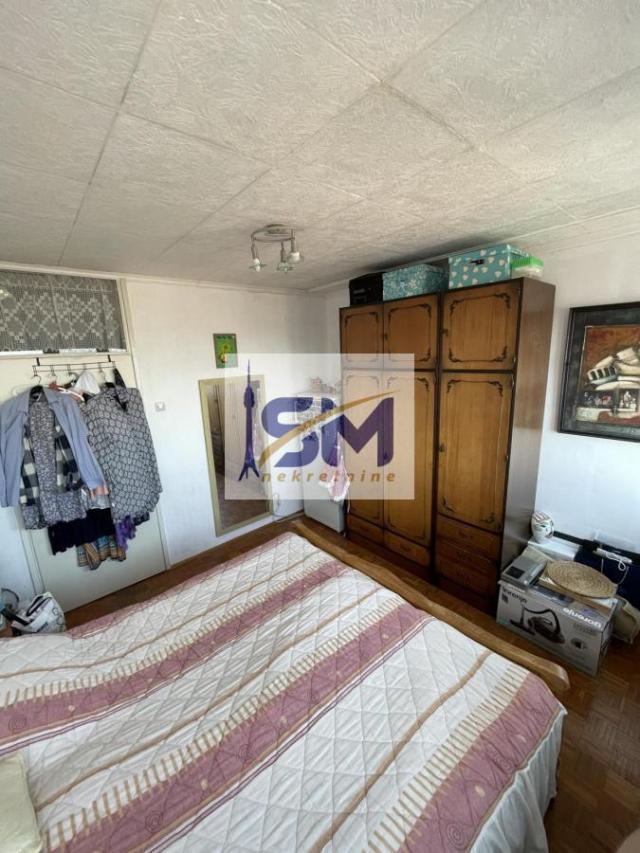 Zemun, centar, odličan stan 62m2