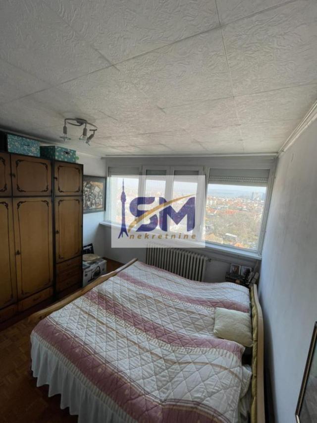Zemun, centar, odličan stan 62m2