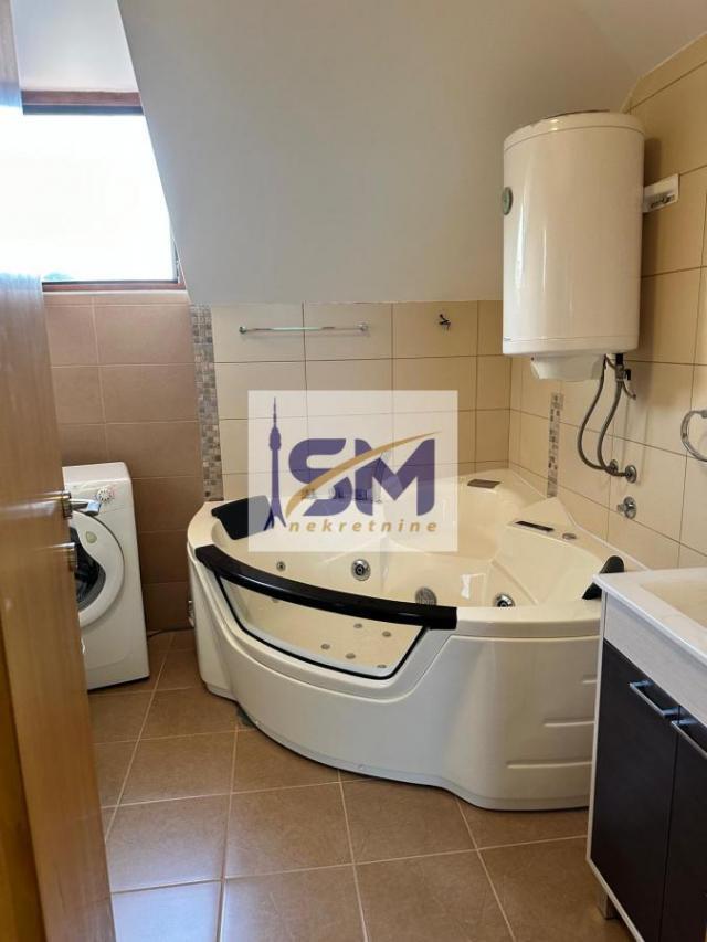 Vrnjačka banja, apartman  54m2 sa privatnim dvorištem i parkingom, Nije stan. Nije kuća. Ovo je nači