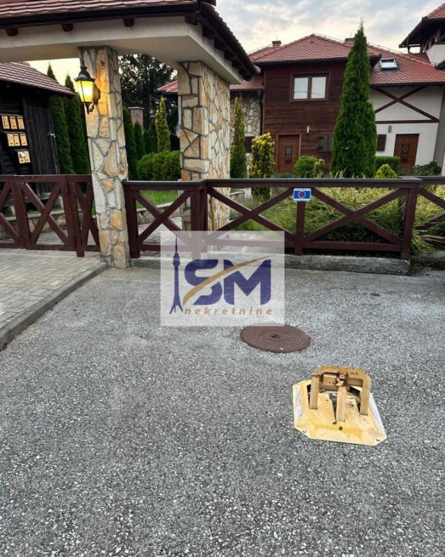 Vrnjačka banja, apartman  54m2 sa privatnim dvorištem i parkingom, Nije stan. Nije kuća. Ovo je nači