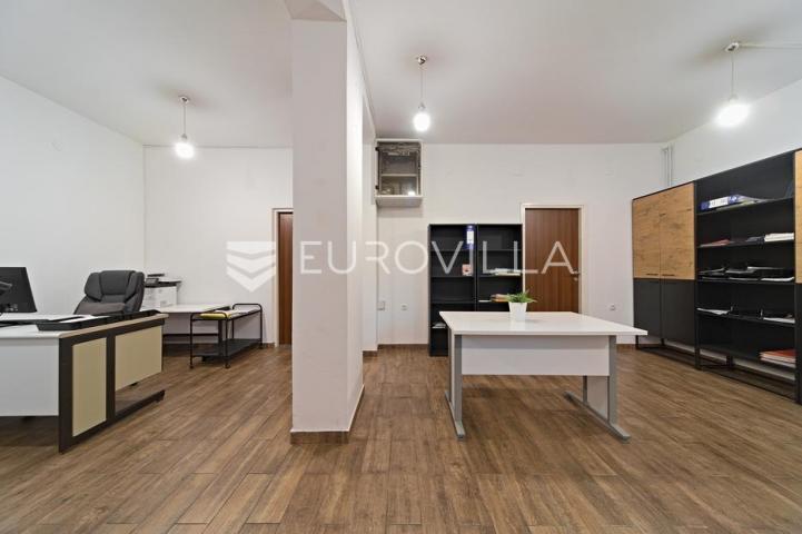 Osijek, Gornji grad, uređen i opremljen poslovni prostor za najam, površine 101,92 m²