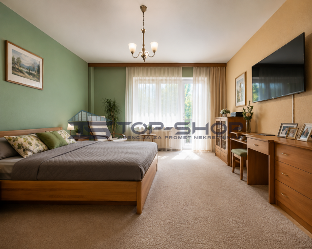 Tuškanac- Kraljevec, Maison 260m² Terrasse + Balcon + GPM
