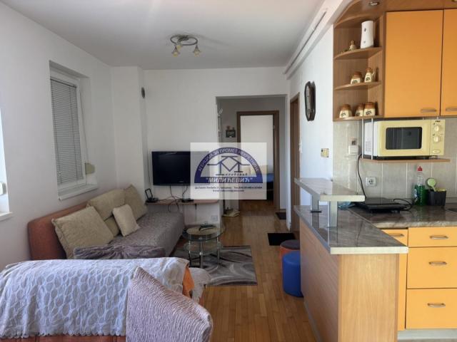 Izdavanje, Stan, 39m2 , Vašarište