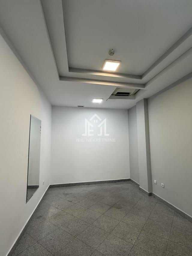 Prodaje se lokal, 15m2, centar