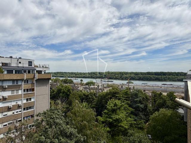 Hotel Yu - odlična lokacija, mereno 106m2 ID#15701