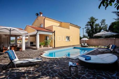 ISTRIA, LABIN - House with pool in a quiet neighborhood