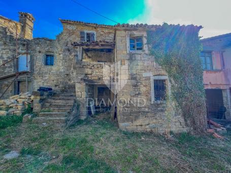Buzet area, Istrian house for adaptation in a quiet location