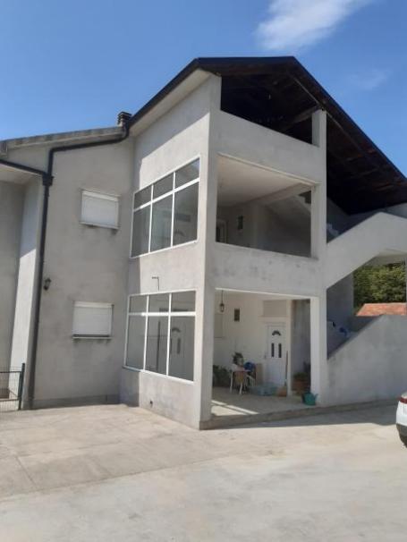 House for sale in Radanovici, Kotor
