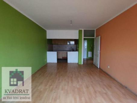 Jednoiposoban stan 47 m², III sprat, Obrenovac – 61 100 €