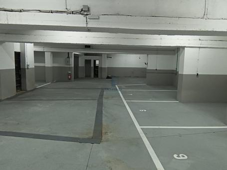 Garažni prostor, Učiteljsko naselje, 250 m2