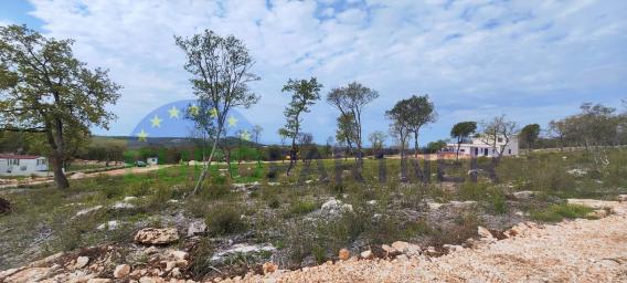 Land with a panoramic SEA-VIEW, in the vicinity of Rovinj