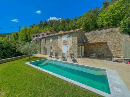 Oprtalj surroundings, designer stone house with swimming pool
