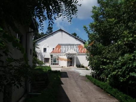 Avala, Vrčin, 2000m2, 100 ari placa, stambeno-poslovni prostor, pr+vpr+I ID#1571