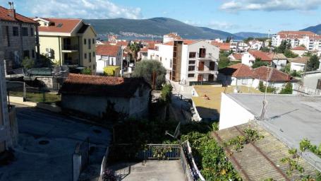 Modern house in an excellent location in Tivat is for sale
