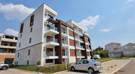 Apartment in a new house, 70 meters from the sea